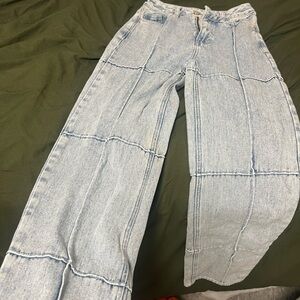Pacsun 90s Boyfriend Jeans size 25 (about a size 2)!